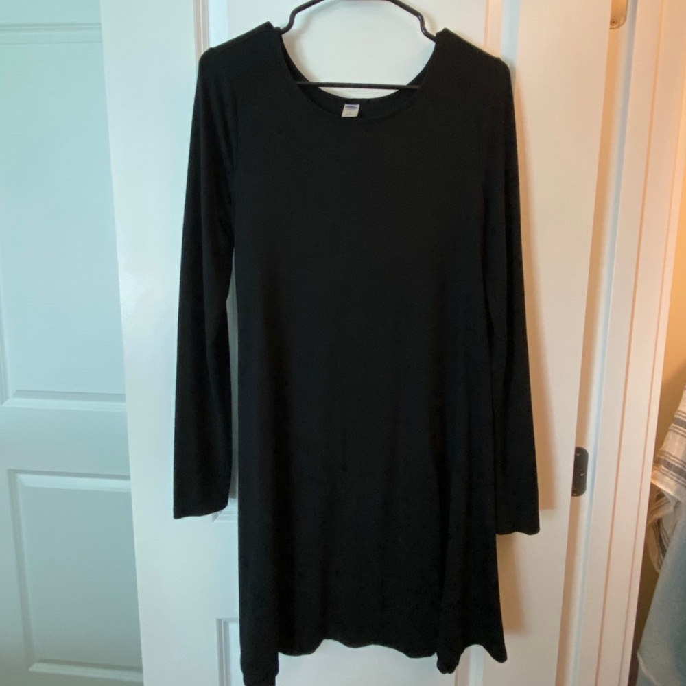 Old navy black long sleeve dress